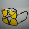Jaune